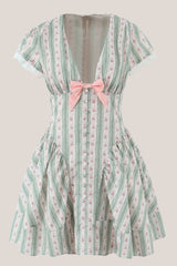 Green Short Sleeves Vintage Rose Printed Cotton Mini Dress