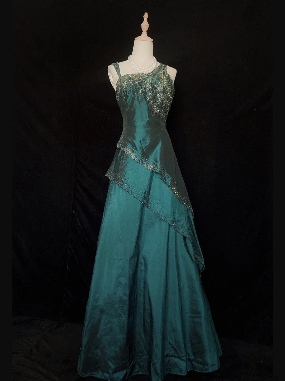 Modest Prom Dresses Inspo A Line Spaghetti Strap Dark Green With Beaded Crystals Long Formal Gowns N3410