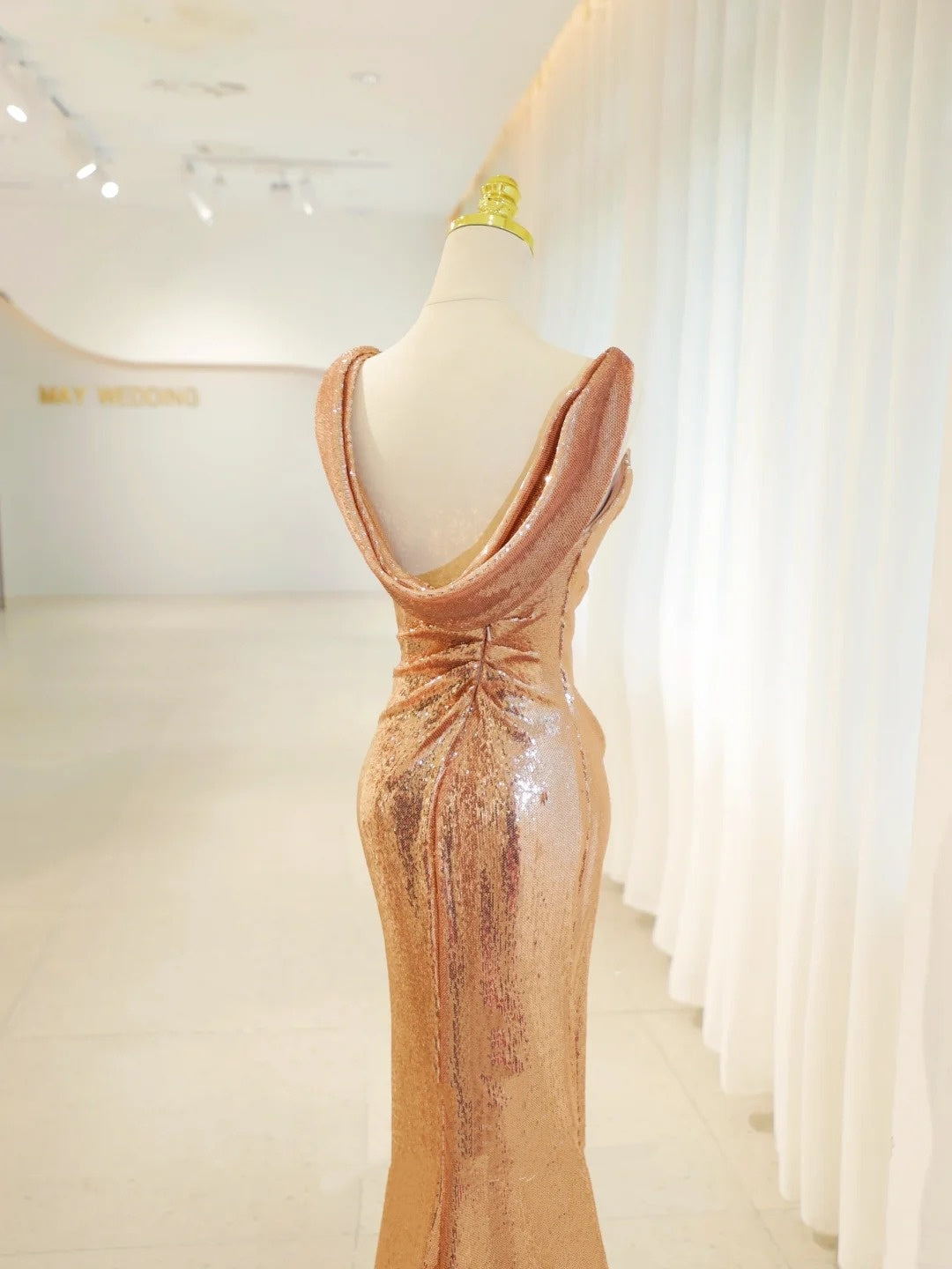 Beautiful Prom Dresses Mermaid Gold Sequined With Folded Long Formal Gown N2935