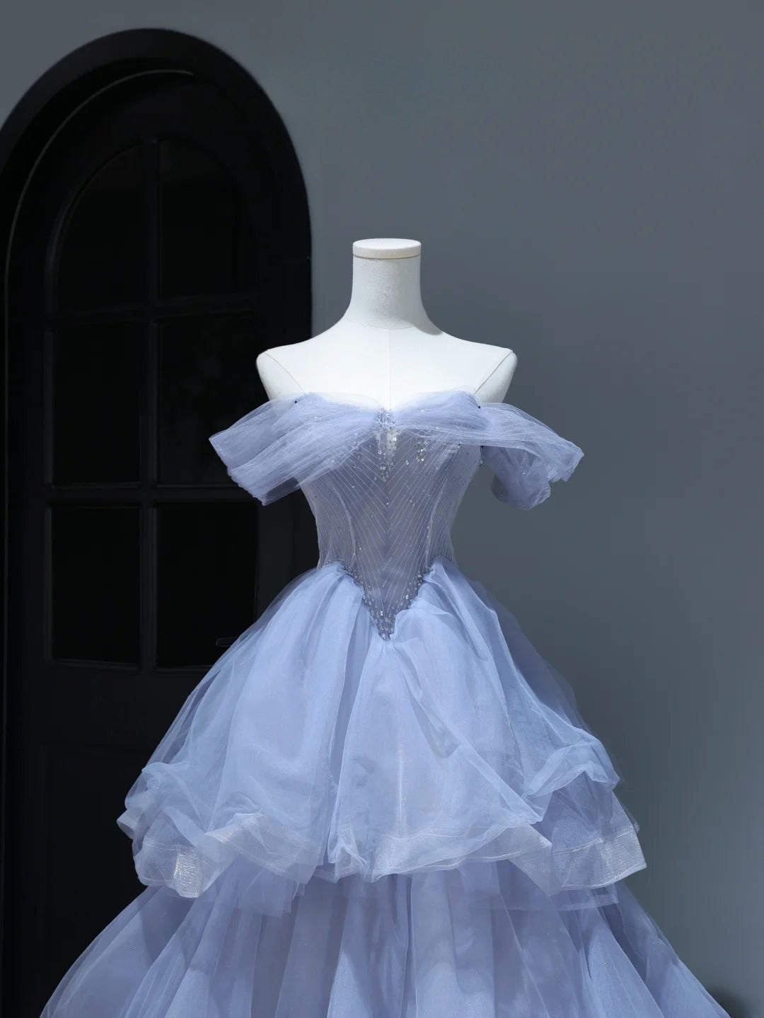 Modest Prom Dresses Aesthetic Ball Gown Off The Shoulder Lilac Tulle Inspiration Style Impress With Sleeves Beaded Long Party Formal Gown AS384