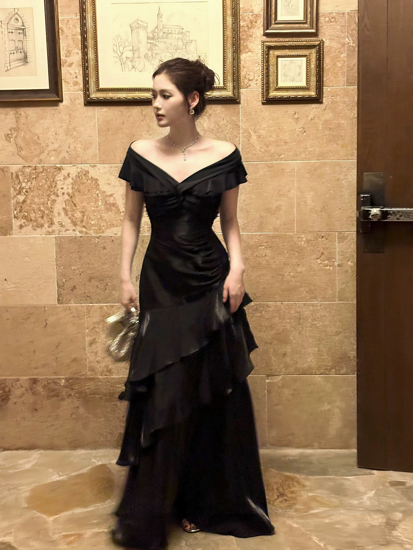 Classy Mermaid Off The Shoulder Black With Short Sleeves Long Formal Gowns Prom Dresses N2056